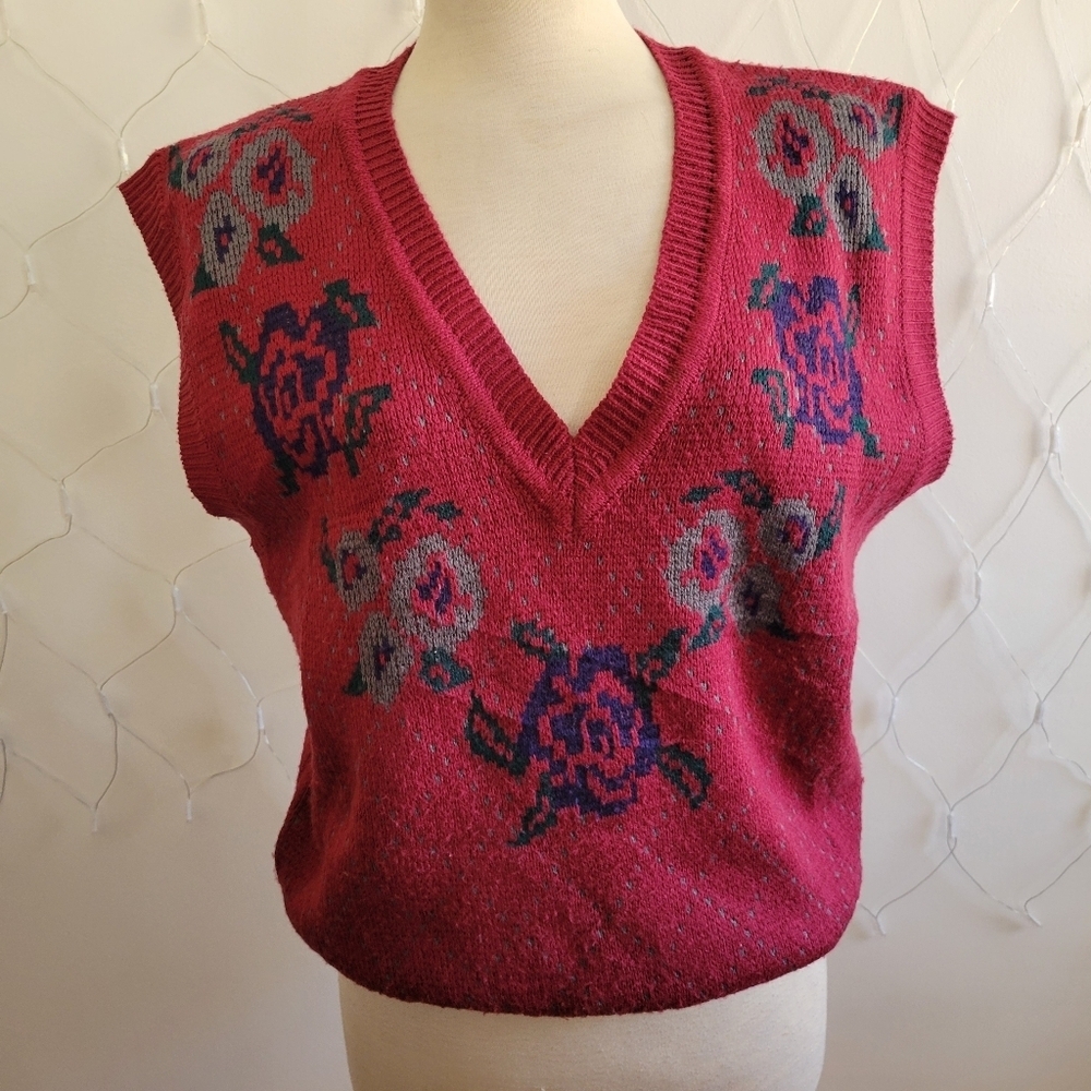 ¤ Vintage Knit Sleeveless Pullover Vest By Cheryl Tiegs • Cranberry • Size Large